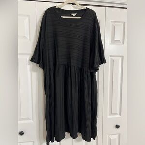 Terra & Sky Black Midi Dress